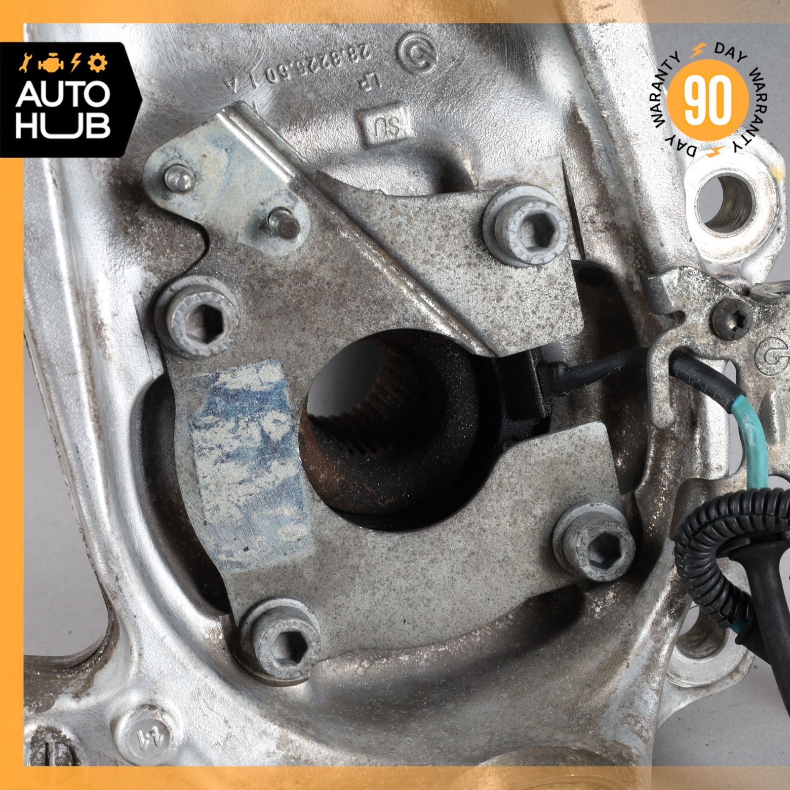 03-10 Maserati GranTurismo M145 Front Left Side Spindle Knuckle Hub OEM 34k