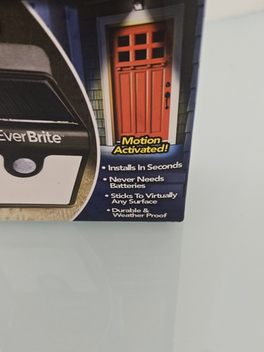 As Seen On Tv EverBrite Motion Activated Solar Power LED Light - Picture 2 of 7
