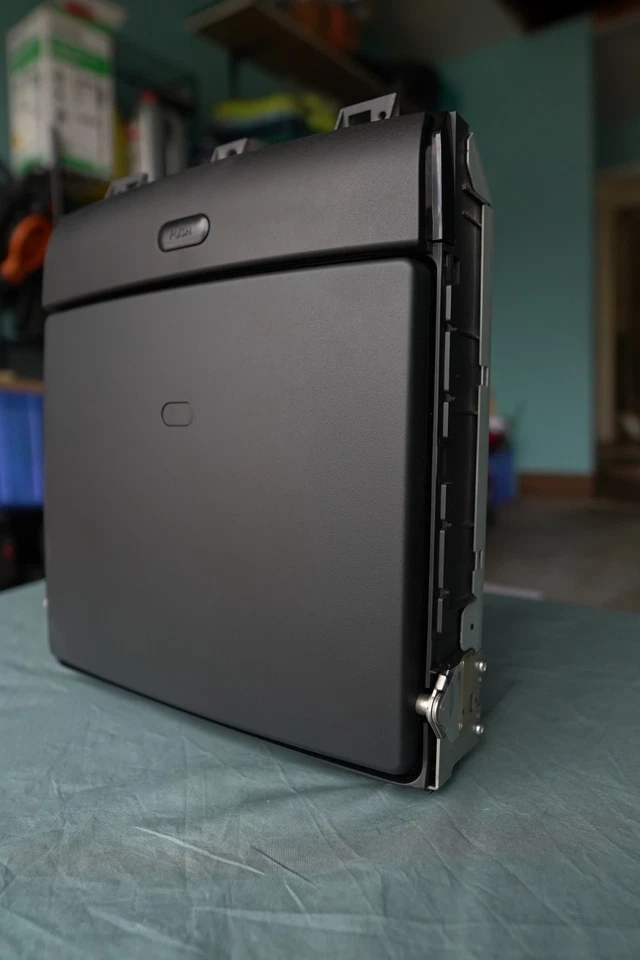 Dodge Grand Caravan Town Country 2015-2018 consola aérea pantalla de visualización de DVD Foto 3 de 4