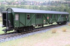 Märklin Spur H0 43991 Expressgut-Gepäckwagen Typ MDyg 986 DB Ep.IV dunkelgrün