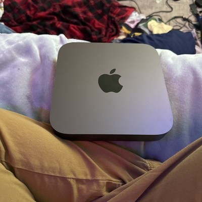 Apple MacMini8,1  i7-8700B@3.20GHz,16GB RAM,1TB SSD Intel UHD Graphics 630