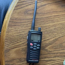 Standard Horizon Submersible VHF Transceiver HX260S - Tested Ni-Cad and Alkaline