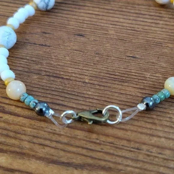 Men's White Howlite 8 inch Beaded Bracelet, Handmade Men's Bracelet - Image 3 of 4