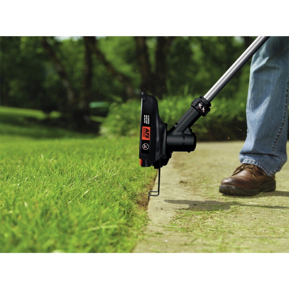 Black & Decker LCC140 40V Cordless String Trimmer & Sweeper New