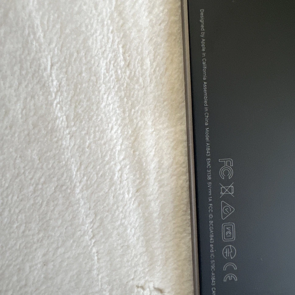 Apple Magic Wireless Keyboard A1843 - Space Gray - Image 2 of 2