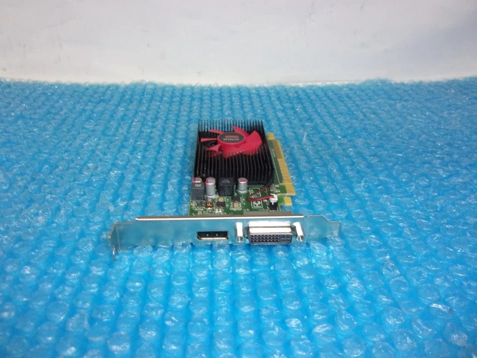Dell AMD Radeon R5 340X High Profile Video Card 109-C87051-00  0Y7XRF Y7XRF  - Image 3 of 4