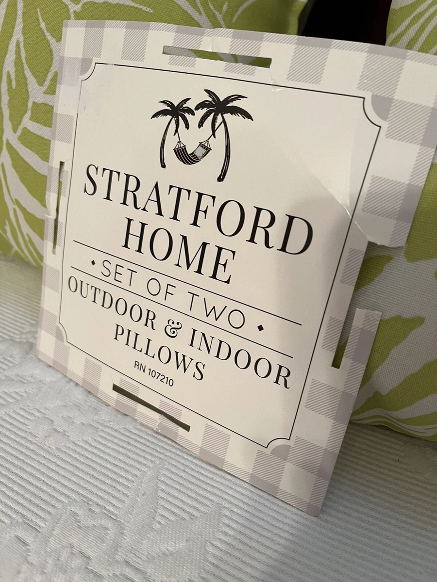 Stratford Home 2 Indoor Outdoor Pillows Markus Leaf Color Pear