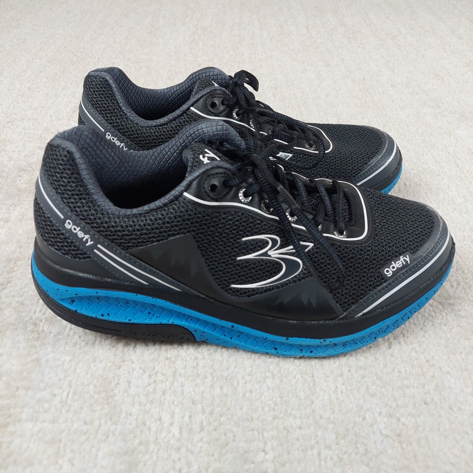 SAOLA GDEFY Gravity Defyer Mighty Walk Sneakers Uomo Taglia 9.5 Nero Blu Scarpe Comode