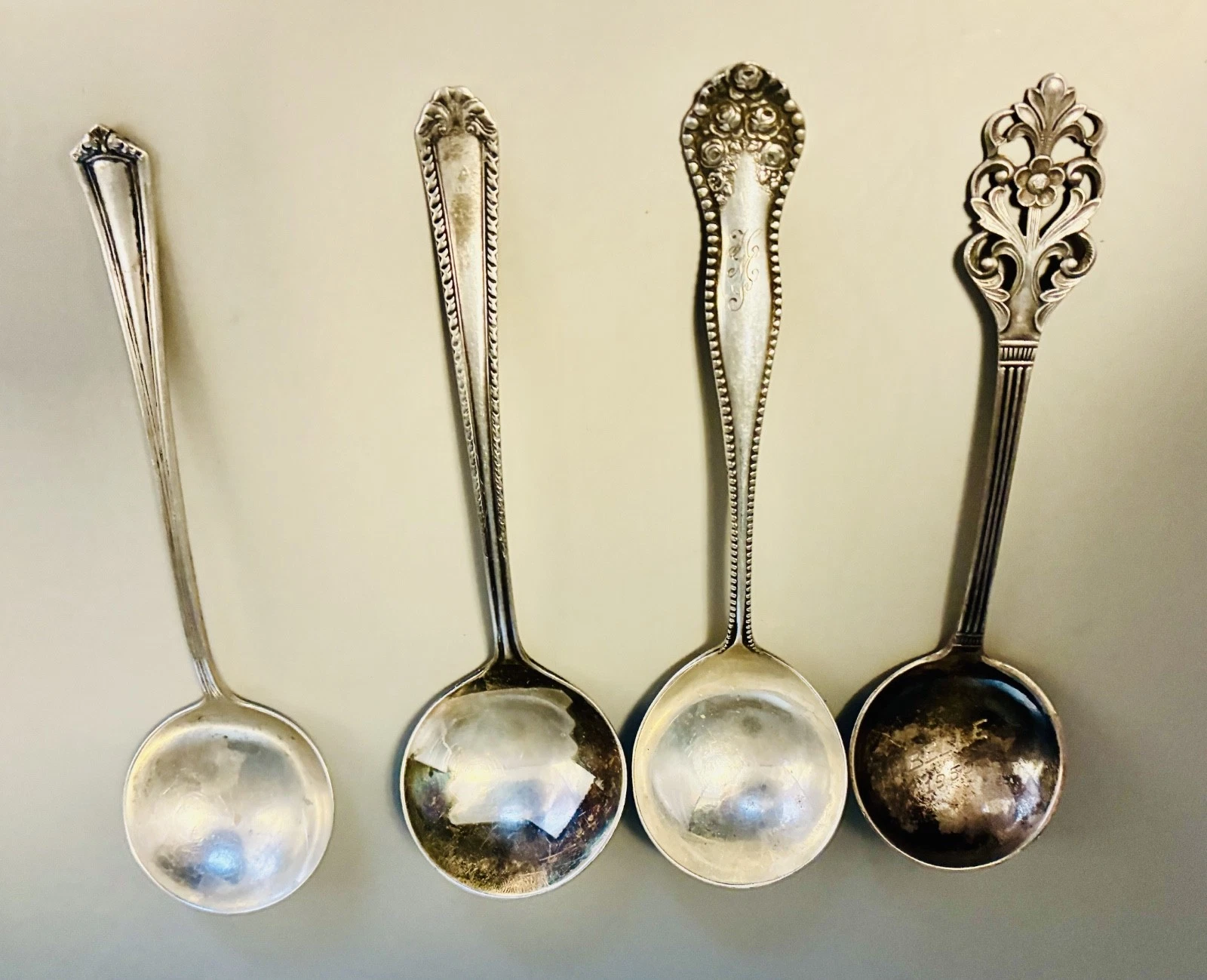 Four Vintage and Antique Sterling and Silver Plate Sauce Ladles - 1.37 toz
Opens in a new window or