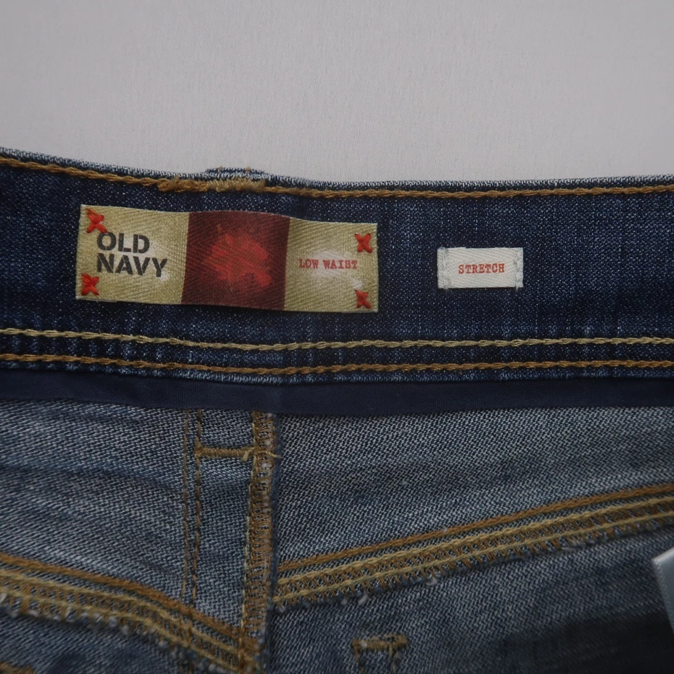 Old Navy Womens Y2K Low Waist Capri Jeans Size 4 Dark Wash Cuffed Crop - Image 3 of 4