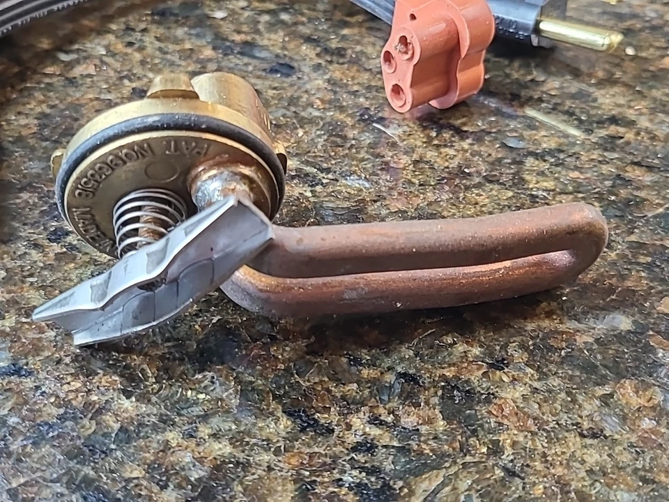 发动机缸体加热器适用于国际收割机 V8 6.9 柴油 1983 年以上 #LR20976 — 第 4/4 张图片