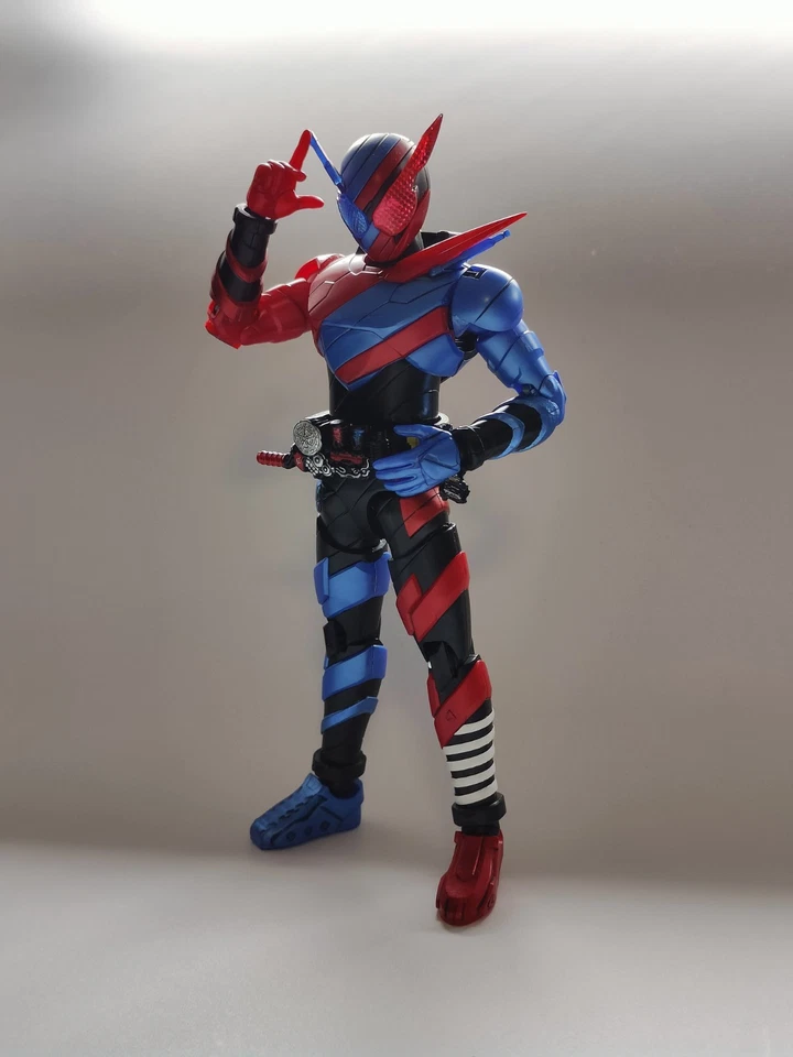 Bandai FRS Figure-rise Standard Kamen Rider Build Action Figur - Bild 4 von 4