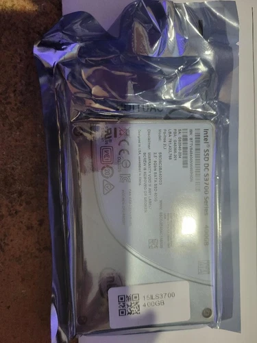 Intel DC S3700 - Thumbnail 4