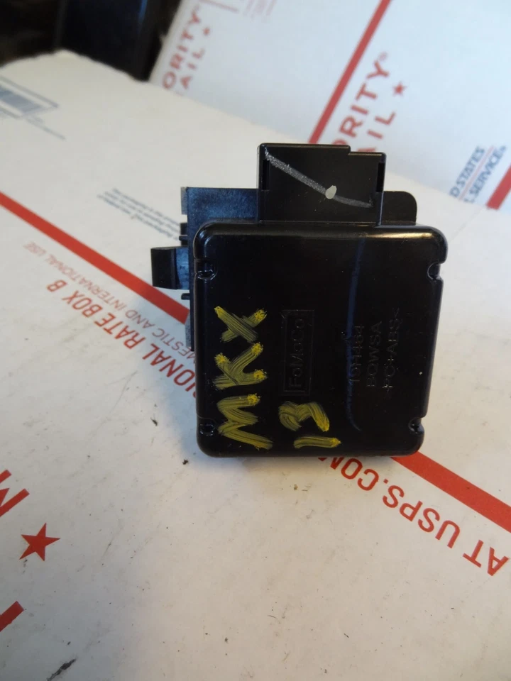 2013-2019 Lincoln MKX INFORMATION GPS-TV CONTROL MODULE CA1T19H464AD OEM Foto 4 de 4