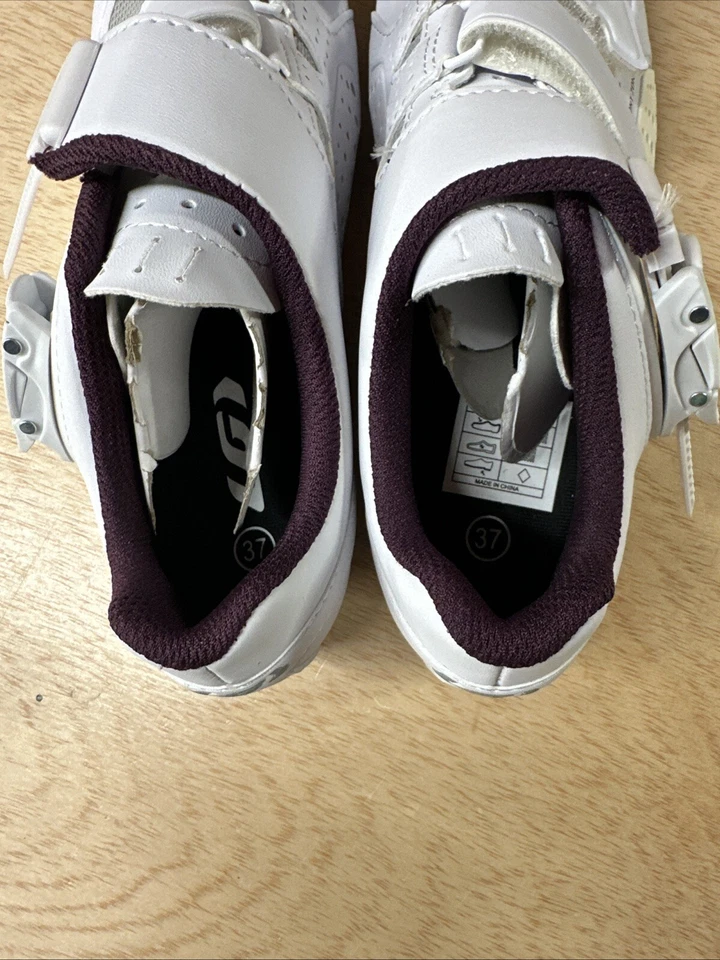 Zapato de ciclismo de carretera Garneau W's Cristal II para mujer blanco - 37 EU / 6,5 US Foto 3 de 4