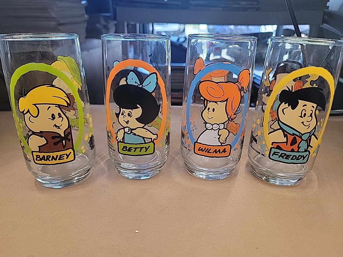VINTAGE 1986 Flintstone Kids Pizza Hut Glasses Full Set of 4 GLASSES ...