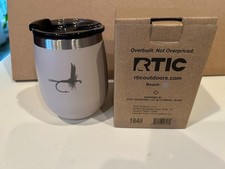 NUEVO RTIC 10 oz vaso de vino - playa aislada señuelo de pesca con mosca decoración
