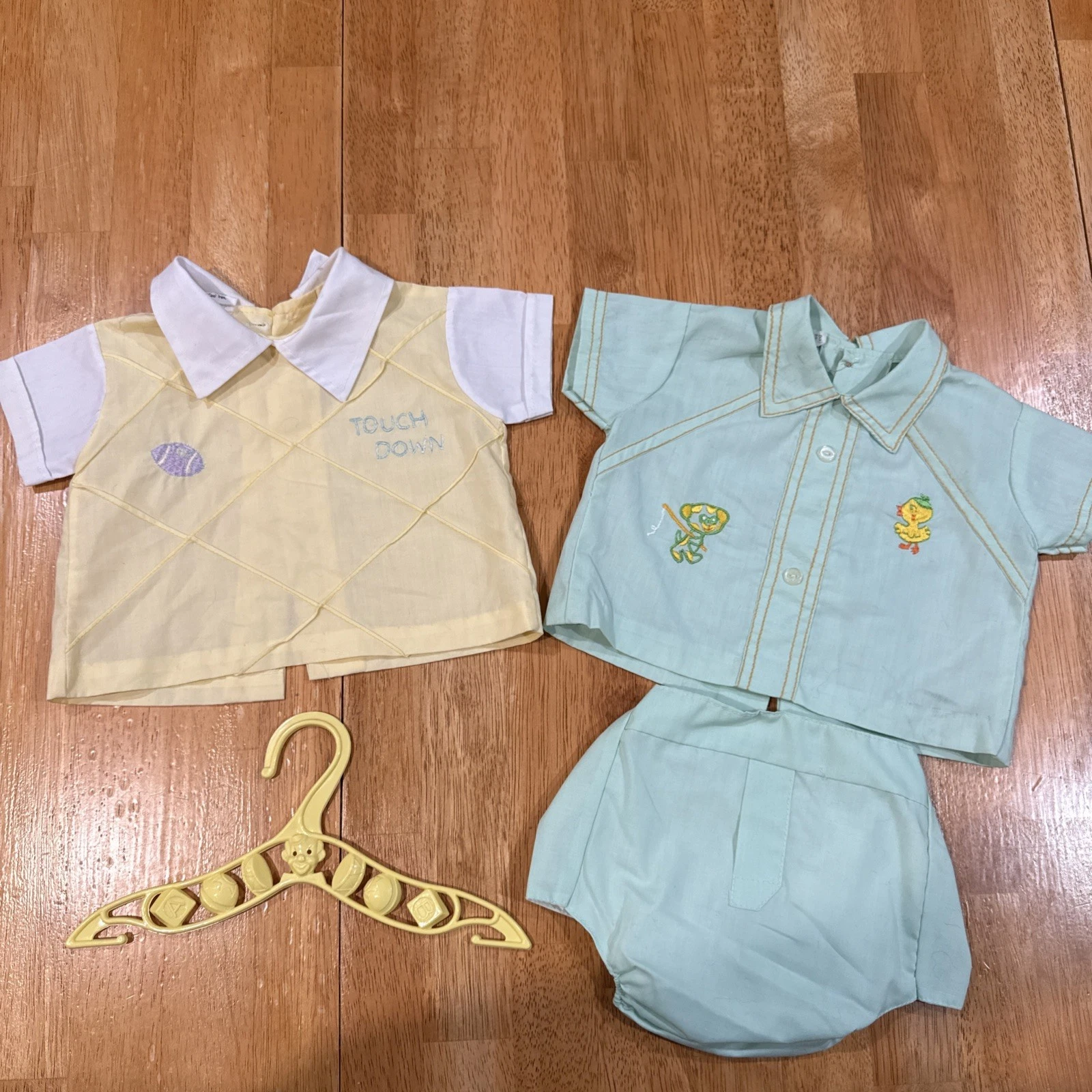 Vintage Baby Boy Clothes 6 Month 2pc Green~duck and 1pc yellow top ~football