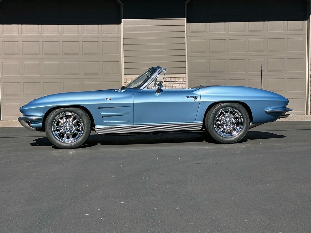1963 Silver Blue Chevrolet Corvette   | C2 Corvette Photo 4