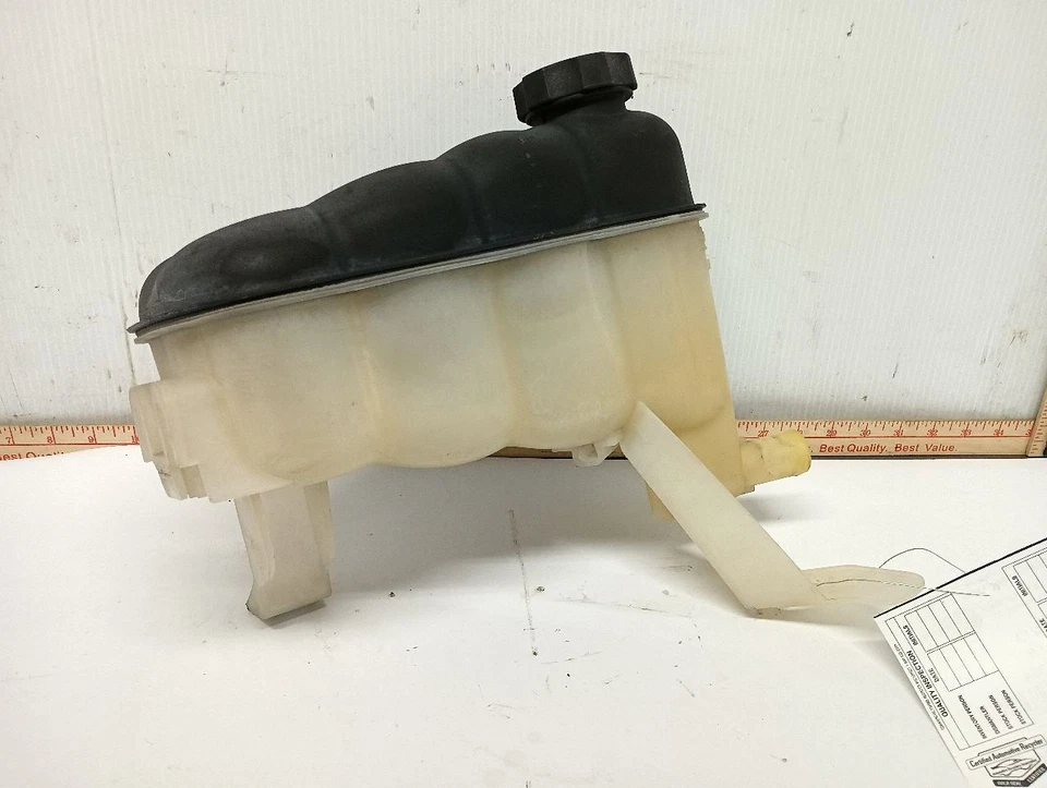 Coolant Reservoir from 2002 Chevrolet Silverado 1500 6.0L 10107917 - Image 2 of 4