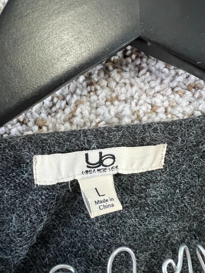 YA Los Angeles Faux Fur Vest Women's Size L Faux Fur Open Front Belted Vest  - Image 2 of 4