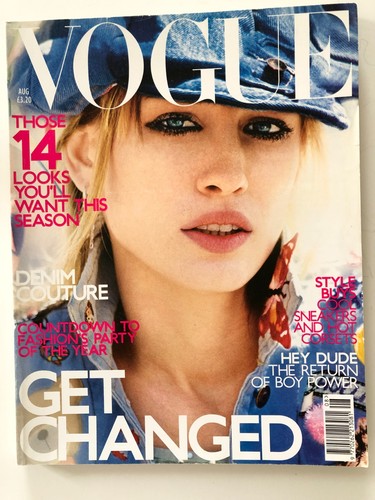 British Vogue August 2001 Natasha Vojnovic by Mario Testino - Picture 1 of 23