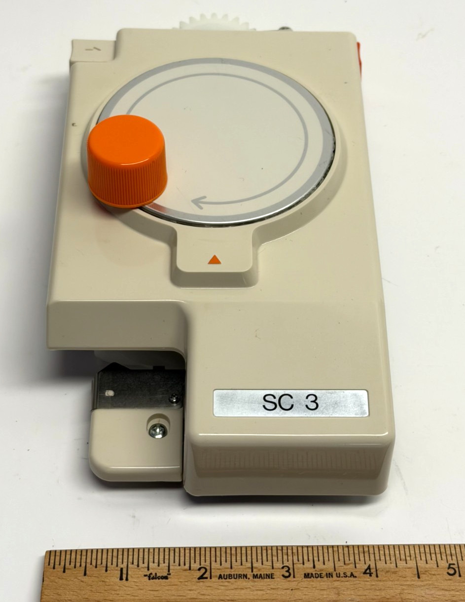 Vintage Automatic Linker Carriage SC-3 Knitmaster Standard Gauge 4.5mm