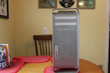 Mac Pro Early,2009 2 x 2.26 GHz Quad-core Xeon / 32GB Ram / 250gb SSD