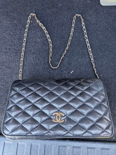 CHANEL Vintage Matelasse Full Flap Black Chain Shoulder Bag