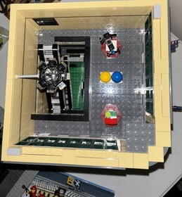 Lego Creator: Grand Emporium (10211) With 2182 Pieces Copy Set *See Description*