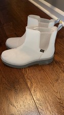 Teva Midform Chelsea Sesame Tan Boots Women's Size 10M 1123094 EUC