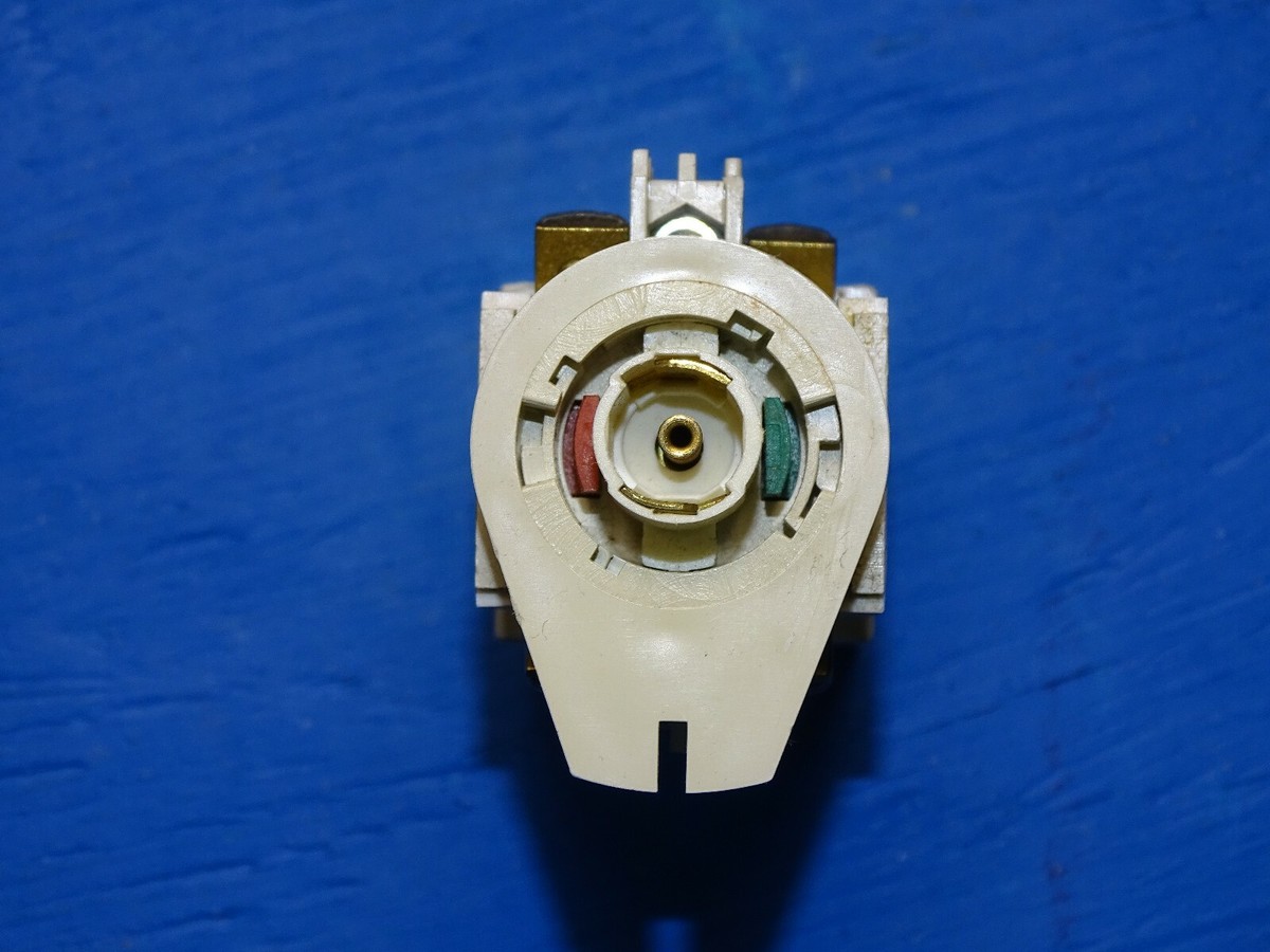 BACO Controls Auxibloc Z1 Socket Switch 127V AC Type 22 mm - 30mm
