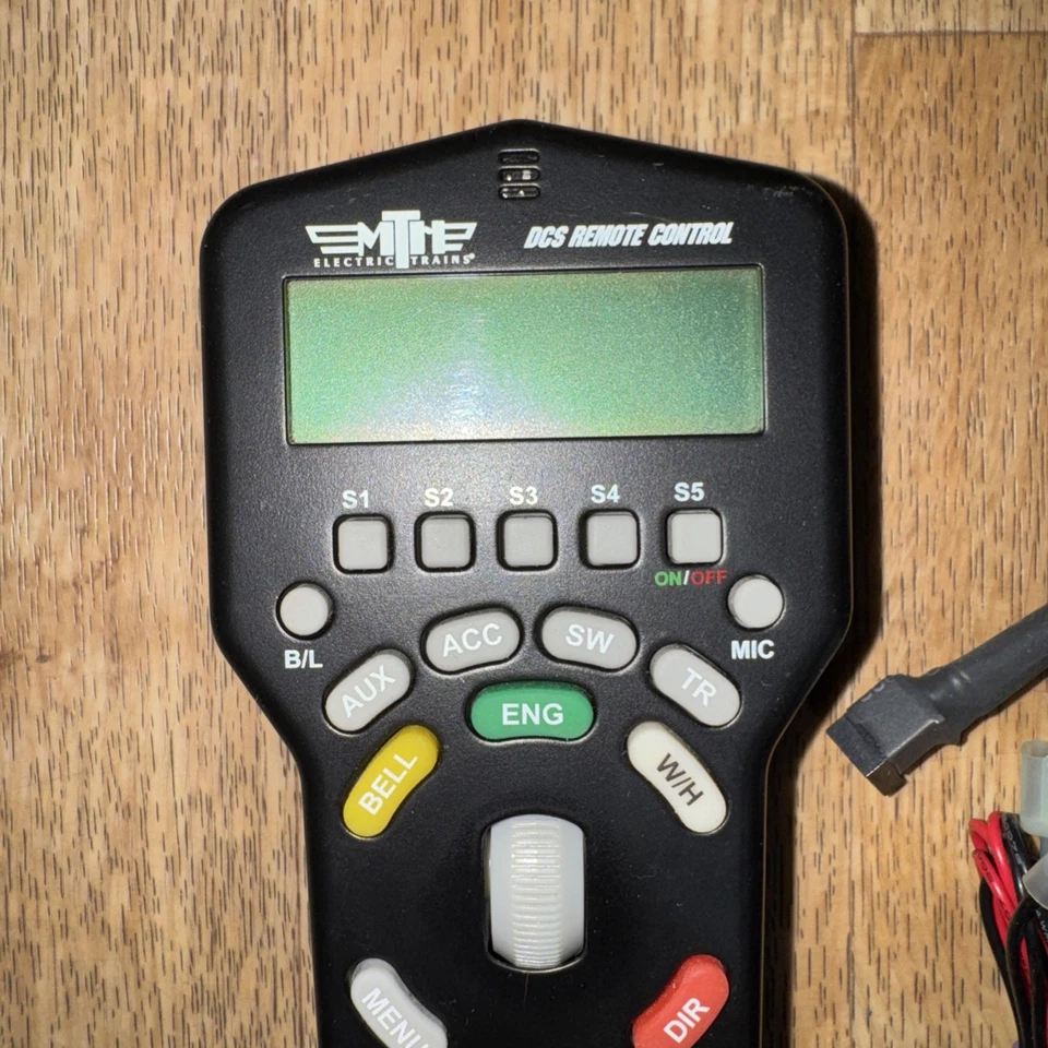 MTH 50-1038 DCS REMOTE CONTROL HANDHELD UNIT - EX Wires Works - Image 2 of 4