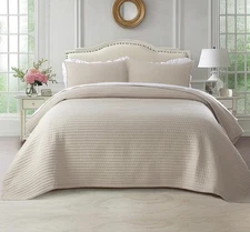 KASENTEX King Quilt Set 104"x90" – Soft Washed 3-Layer Lightweight 1 Quilt 2 Pil