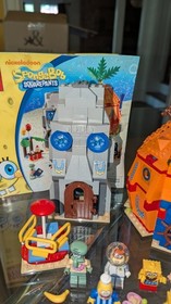 LEGO 3818 3816 SpongeBob Bikini Bottom Undersea Party Near Complete Minifigures