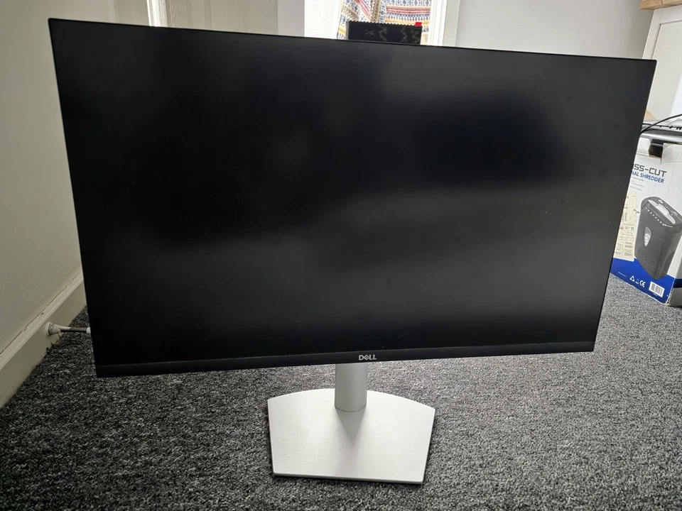 Dell S2722DZ 27" QHD LED Video Conferencing Monitor - Image 2 of 4
