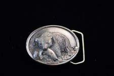 1983 SISKIYOU BUCKLE CO. INC. F-15 BELT BUCKLE GRIZZLY CATCHING FISH