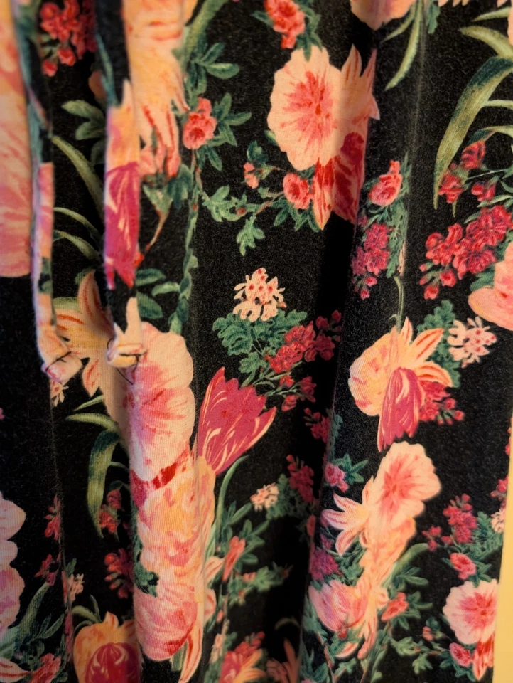 Vestido/camisón corto floral delicado Sleep By Cacique para mujer babydoll 14/16  Foto 3 de 4