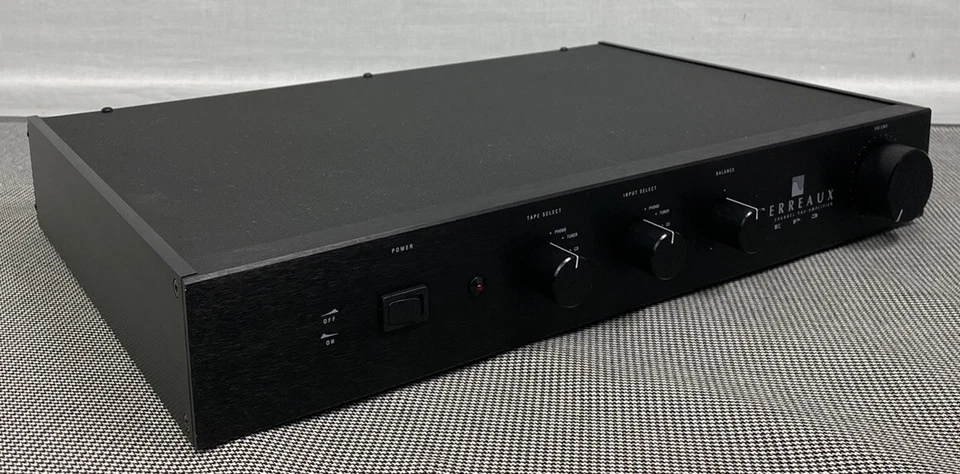 PREAMPLIFICADOR ESTÉREO PERREAUX EP-3 CAJA ORIGINAL con teléfono MM/MC - reparado probado Foto 4 de 4