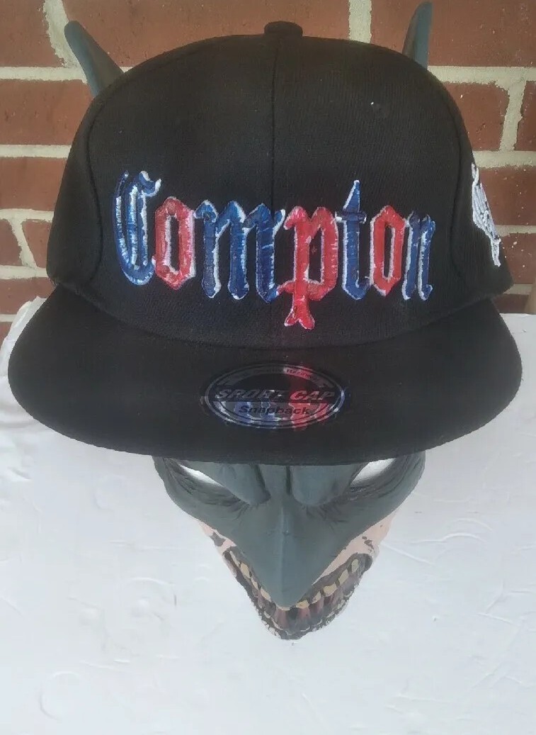 Upcycle Compton Original  Snapback Hip Hop .Black… - image 1