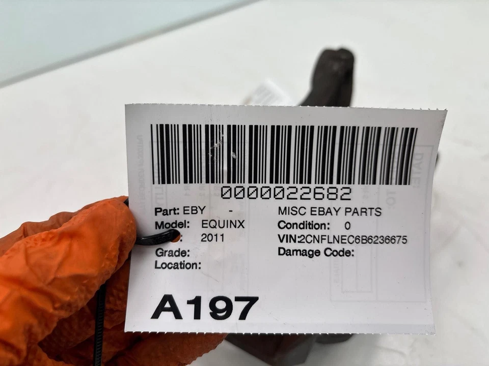 Conjunto de pinza de freno delantera izquierda Chevrolet Equinox 2010-2017 fabricante original Foto 3 de 4