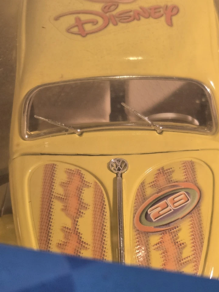 Colección Burago Disney 1/18 Volkswagen Kafer-Beetle Mickey Mouse  Foto 4 de 4