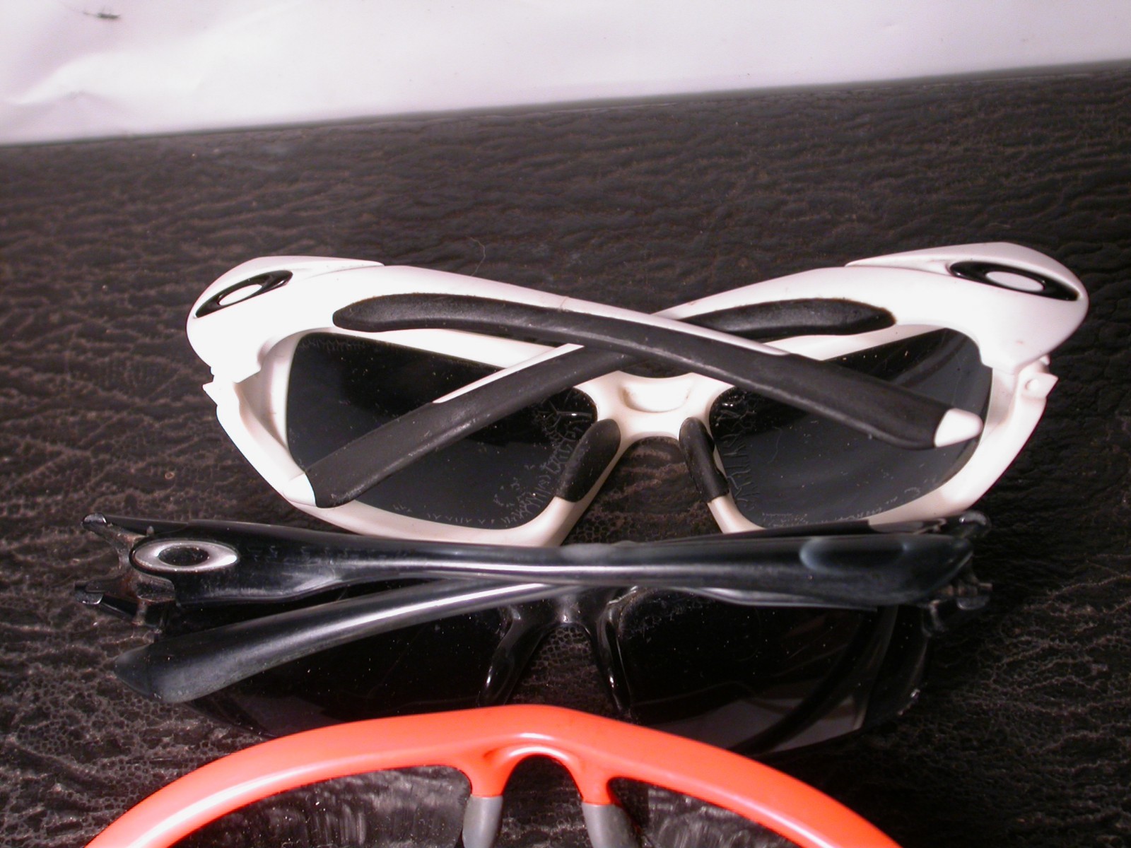 Oakley Sporty Mens Sunglasses Shades Made In USA LOT FOR PARTS