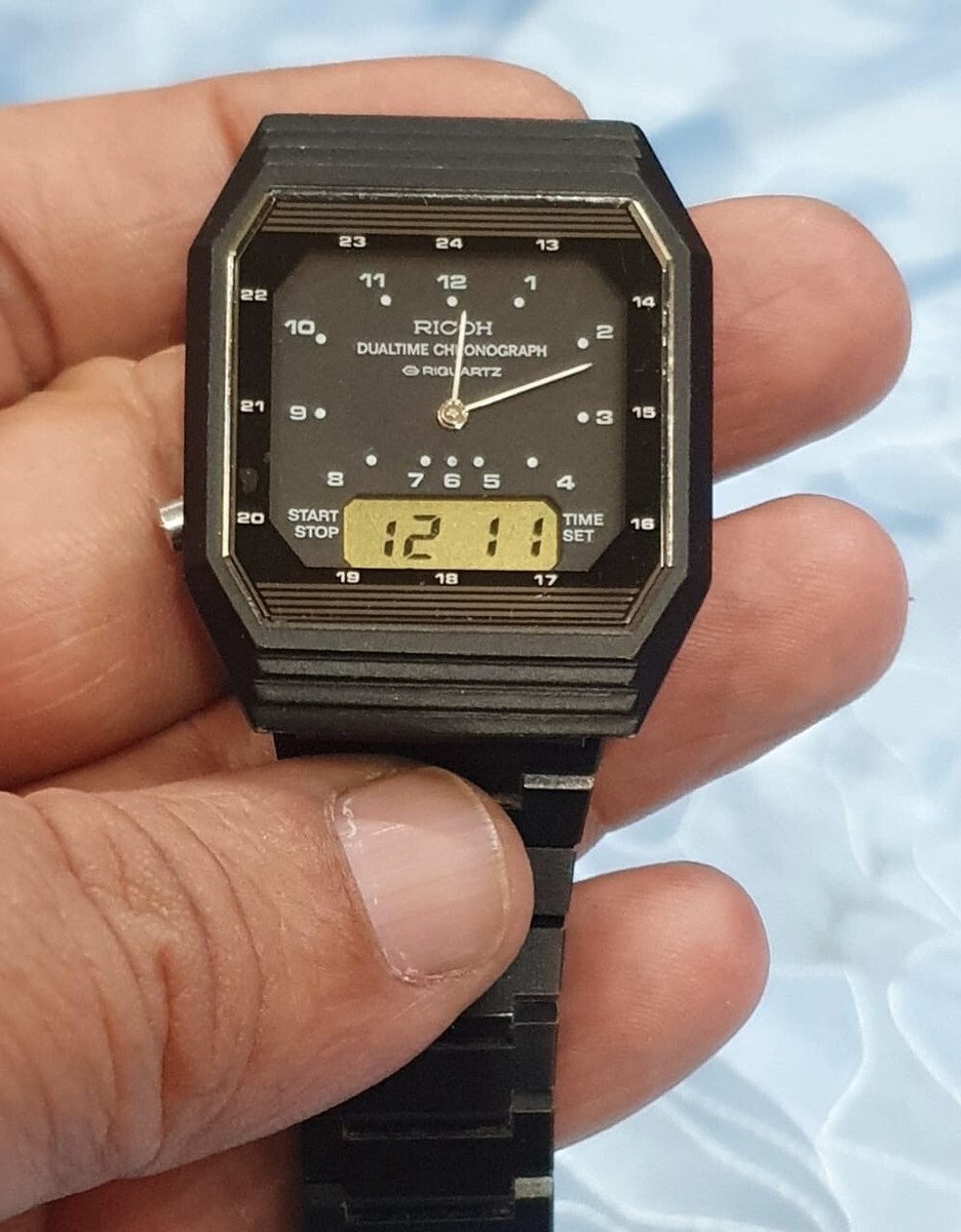 RICOHリコDUALTIME CHRONOGRAPH RIQUARTZデジアナ