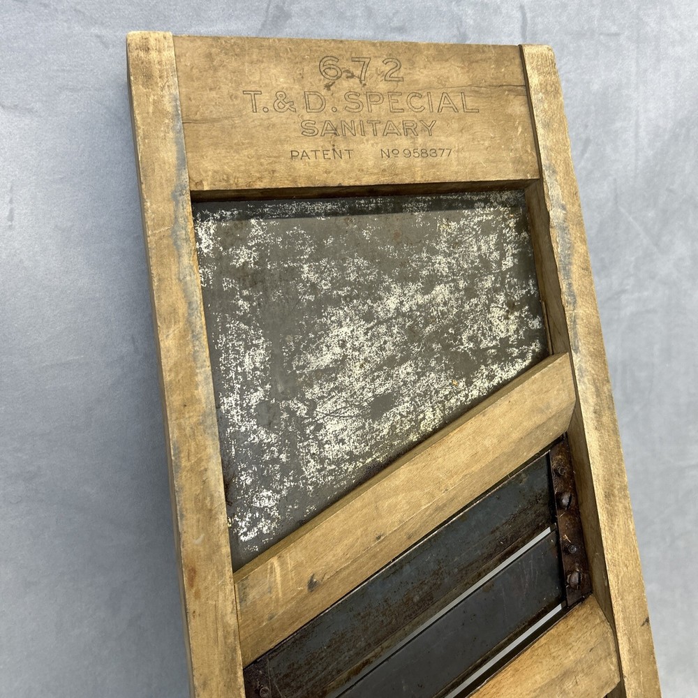 T & D MFG. Indianapolis Kraut Cutter