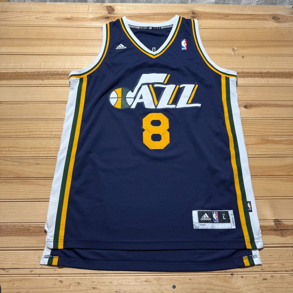 Camiseta deportiva de baloncesto vintage 2005 Adidas Deron Williams #8 Utah Jazz NBA - grande Foto 2 de 4