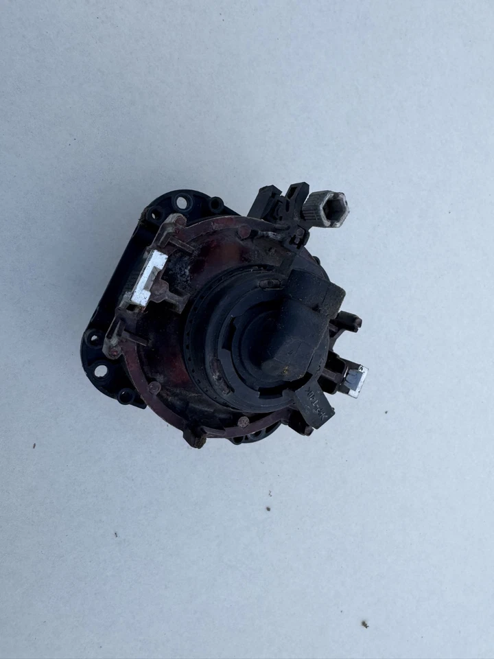 Передняя левая или правая противотуманная фара 02–05 Jaguar X-Type X400 1X4315200AA от оригинального производителя - Изображение 4 из 4