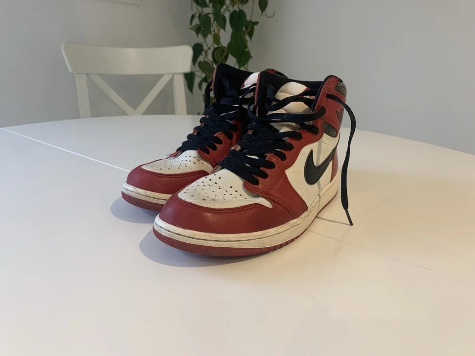 Size 8 - Jordan 1 Retro High OG Chicago Reimagined Lost & Found 2022, photo 2 of 5