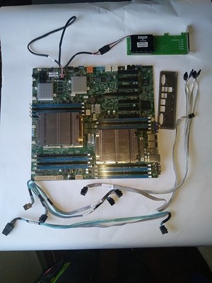 Supermicro X10DRH-C Bundle | 2x Intel Xeon E5-2630 v4 | 20 Kerne / 40 Threads |