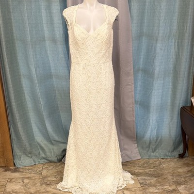 Morilee Ivory V-Neck Cap Sleeve Lace Sheath Wedding Dress Size 16 Lot #4